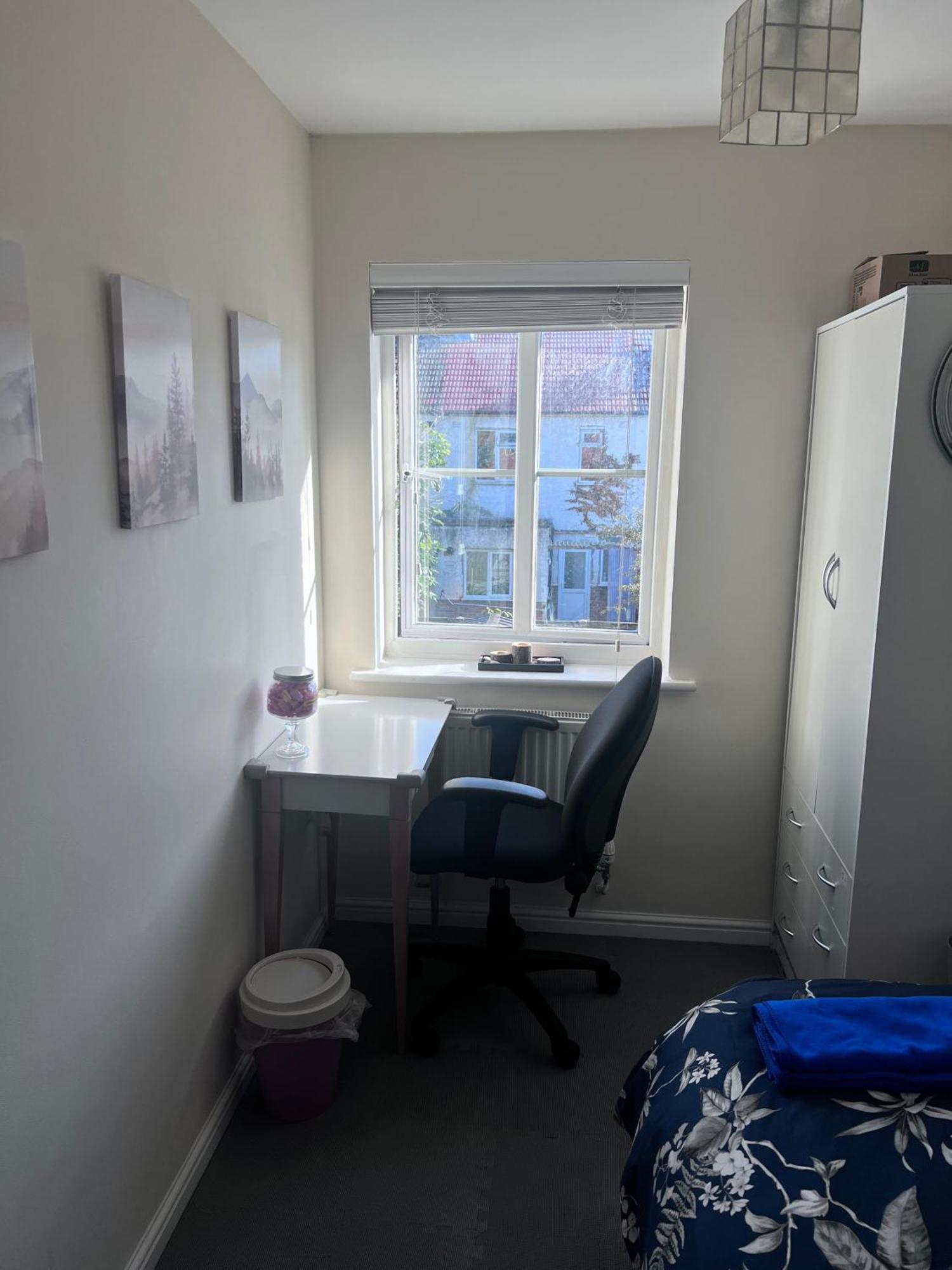 Excel Single Room - 5Mins To Excel & 10Mins To Canary Wharf Londen Buitenkant foto